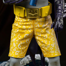 Load image into Gallery viewer, Batman Battle Diorama Series Art Scale 1/10 Statue from Batman Classic TV Series